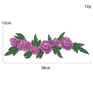 Toppa con fiori di paillettes e ricamo solubile in acqua 3D fatta a mano per abiti 38x12cm