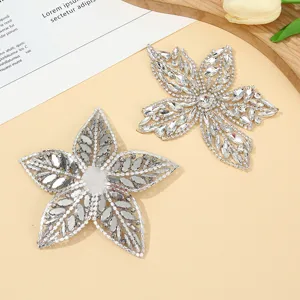 Silver rhinestone flower patch DIY clothing accessory sparkling crystal appliqué.