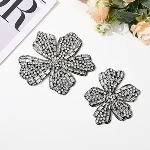 Handgemachte Strass Blumen Kleidung Flicken DIY Kristall Applikationen fur Nahen