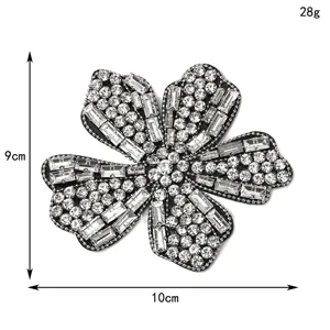 Handgemachte Strass Blume Stoff Flicken DIY Bekleidung Zubehoer Hochzeitskleid 10cm