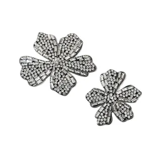 Handgemachte Strass Blumen Flicken DIY Kleidung Zubehör Hochzeit Kleid Applikation Set.