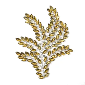 Diy Gold Strass Blatt Applikation Hochzeit Kleid Zubehör Glänzende Kristall Besatz Patch