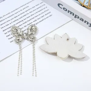 Diamantes de Imitación Plata Mariposa Flor Parches Autoadhesivos DIY Artesanía Accesorios de Ropa Para Zapatos Sombreros Bolsos Adornos de Cabello