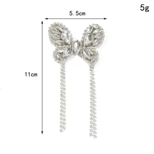 Parche de mariposa de estrás plateado con cadenas colgantes, accesorio DIY 5.5x11cm