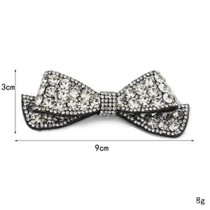 Accessorio per capelli con fiocco in strass squisito, design cristallo luminoso elegante.