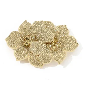 Sparkly rhinestone flower shoe clips DIY wedding belt garment patch crystal accessory.