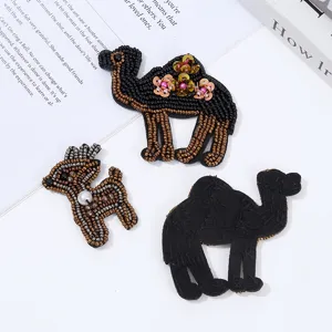 Handmade beaded sequin animal patches DIY embroidery rhinestone appliques for bags clothes.