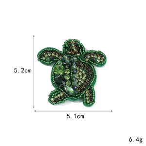 Handmade beaded turtle patch rhinestone embroidered badge apparel DIY accessories detail