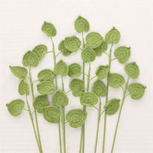 Handmade Knitted Wool Daisy Artificial Flower Finished Home Decor Floral Arrangement Accessory