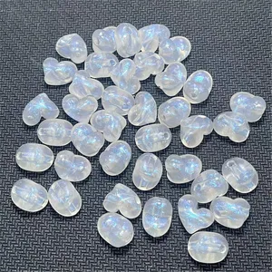 Cuentas de corazón de sirena de acrílico detalle, perfectas para joyería DIY y manualidades.