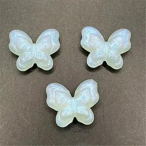 Perles en acrylique papillon sirène lumineuses pour accessoires de bijoux et pendentifs de sac DIY.
