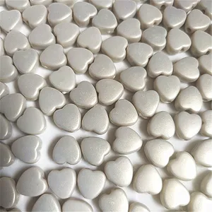 Pearlescent heart-shaped beads for DIY jewelry making, phone charms, and crafts.