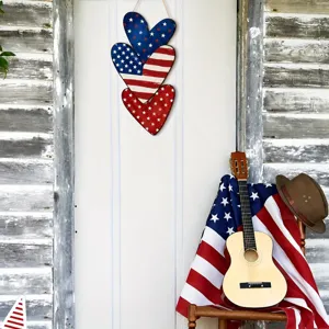 Wooden 4th of July hanging sign, patriotic American flag heart door decor for Independence Day.