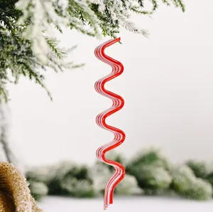 Ornement de canne à sucre en acrylique torsadé rouge et blanc pour décoration de sapin de Noël.