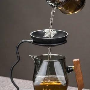 Tasse d'Équité en Verre Set de Passoire à Thé Infuseur en Céramique Avec Support en Métal Poignée en Bois Résistant à la Chaleur Accessoires de Thé Gongfu