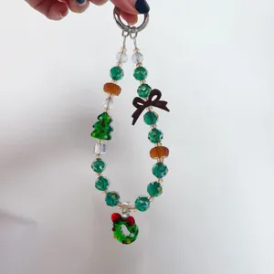 Christmas beaded phone charm cute green glass wreath bag pendant holiday accessory keychain