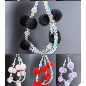 Catena per Telefono con Perline di Cristallo Cinturino in Peluche Elegante Ornamento
