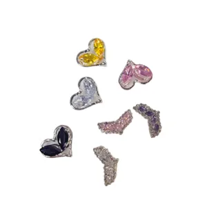 Dettagli ciondoli cuore e coda di pesce in strass, accessori fai da te cristallo lega.