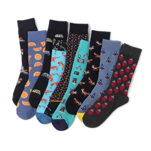 Bunte Herren Baumwolle Socken Set mit Tier und Frucht Mustern modische Mittelsocken Detail