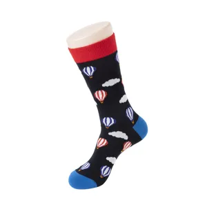 Herren Mittelsocken aus Baumwolle mit stylischem Heißluftballon-Muster, bequeme Passform.