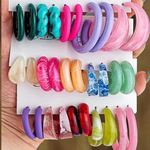 Colorful resin C-shaped hoop earrings set, trendy chunky acrylic fashion jewelry for women.
