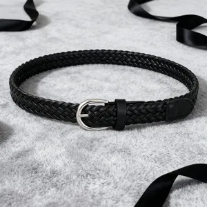 Schwarzer geflochtener Damen Gürtel aus PU Leder mit silberner Schnalle elegante Dekoration