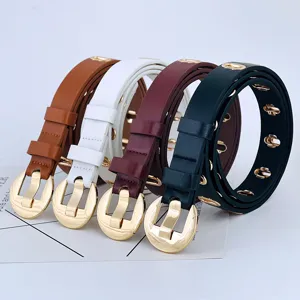 Ceinture en cuir mode femme avec œillets métalliques et boucle ronde ensemble élégant