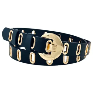 Ceinture femme élégante en cuir noir avec des œillets dorés et une boucle de mode tendance