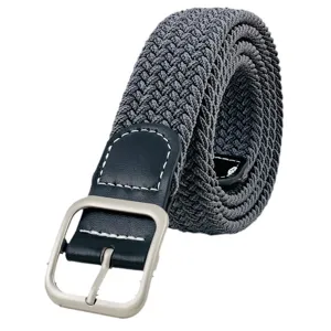 Cinturón elástico trenzado gris unisex con extremos de cuero PU y hebilla plateada para jeans casuales.