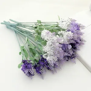Bouquet de fleurs de lavande artificielles pour decoration interieure et accessoires de photo.
