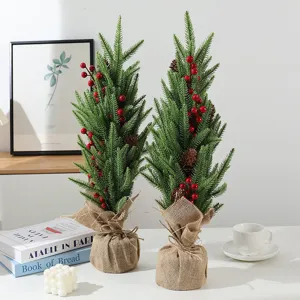 Piccolo albero di Natale artificiale da tavolo con bacche rosse pigne base in juta