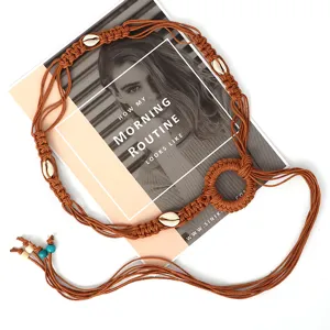 Ceinture de taille tissée style bohème avec coquillages et perles en bois robe.