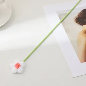 Tige de fleur bouffante en laine tricotée à la main, décoration de bureau et cadeau.