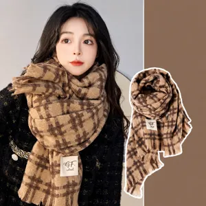 Korean style brown plaid winter scarf for women, cozy retro chic warm casual neck wrap.