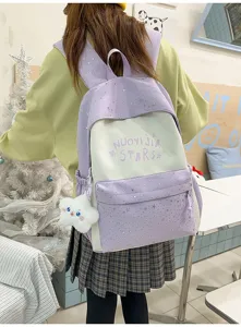 Zaino scolastico patchwork in stile dolce con motivi di stelle e ciondolo nuvola per studenti.