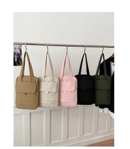 Borsa tote imbottita con scomparti multipli, elegante borsa a tracolla casual per donne.