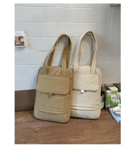 Borsa a tracolla trapuntata grande capacità shopper casual borsa minimalista per computer portatile