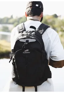 Durable outdoor travel backpack, large capacity mountaineering hiking daypack for men and women.