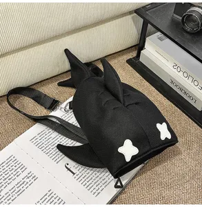 Japanese new shark shoulder bag, cute and versatile casual travel crossbody bag for men and women.