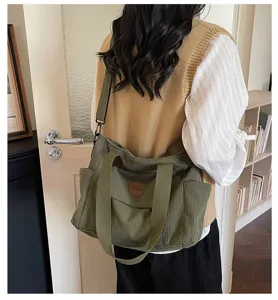 Casual green corduroy tote bag for women, stylish shoulder crossbody bag for daily commute.