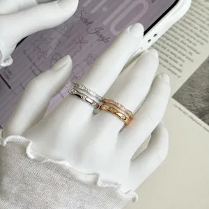 Bague en zircon à double couche minimaliste coréenne pour femme, élégant bijou.