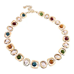 Vintage geometrische Halskette mit bunten Steinen und Perlen für Damen, eleganter Schmuck.