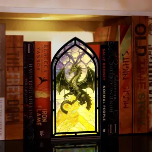Luce per segnalibro drago gotico, lampada notturna in acrilico stile vetrata per libreria.