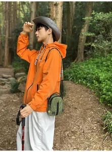 Outdoor tactical cross-body bag, lightweight grid phone pouch for men and women, casual travel.
