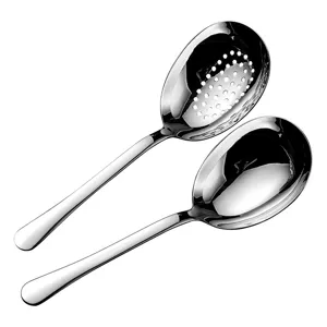 Set de cuillères de service en acier inoxydable, grande louche et cuillère écumoire.