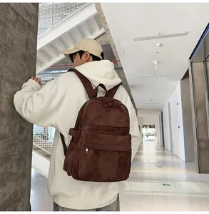 Retro brauner Wildleder Rucksack für Studenten, große Kapazität lässige Schultasche Alltag.
