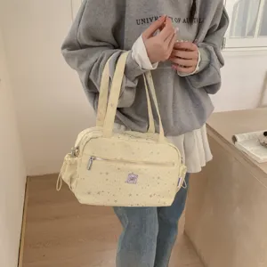 Large capacity canvas student shoulder bag with cute star pattern for the daily use.