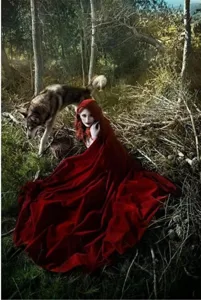 Red velvet cloak cape for women, long hem cosplay costume for Halloween and Christmas parties.