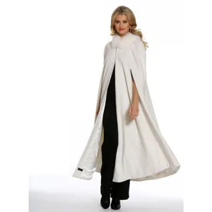 Elegant ivory wedding cape with plush faux fur collar, long winter bridal cloak for women