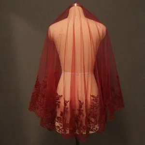 Velo da sposa rosso scialle in tulle con delicato ricamo in pizzo per accessori nuziali